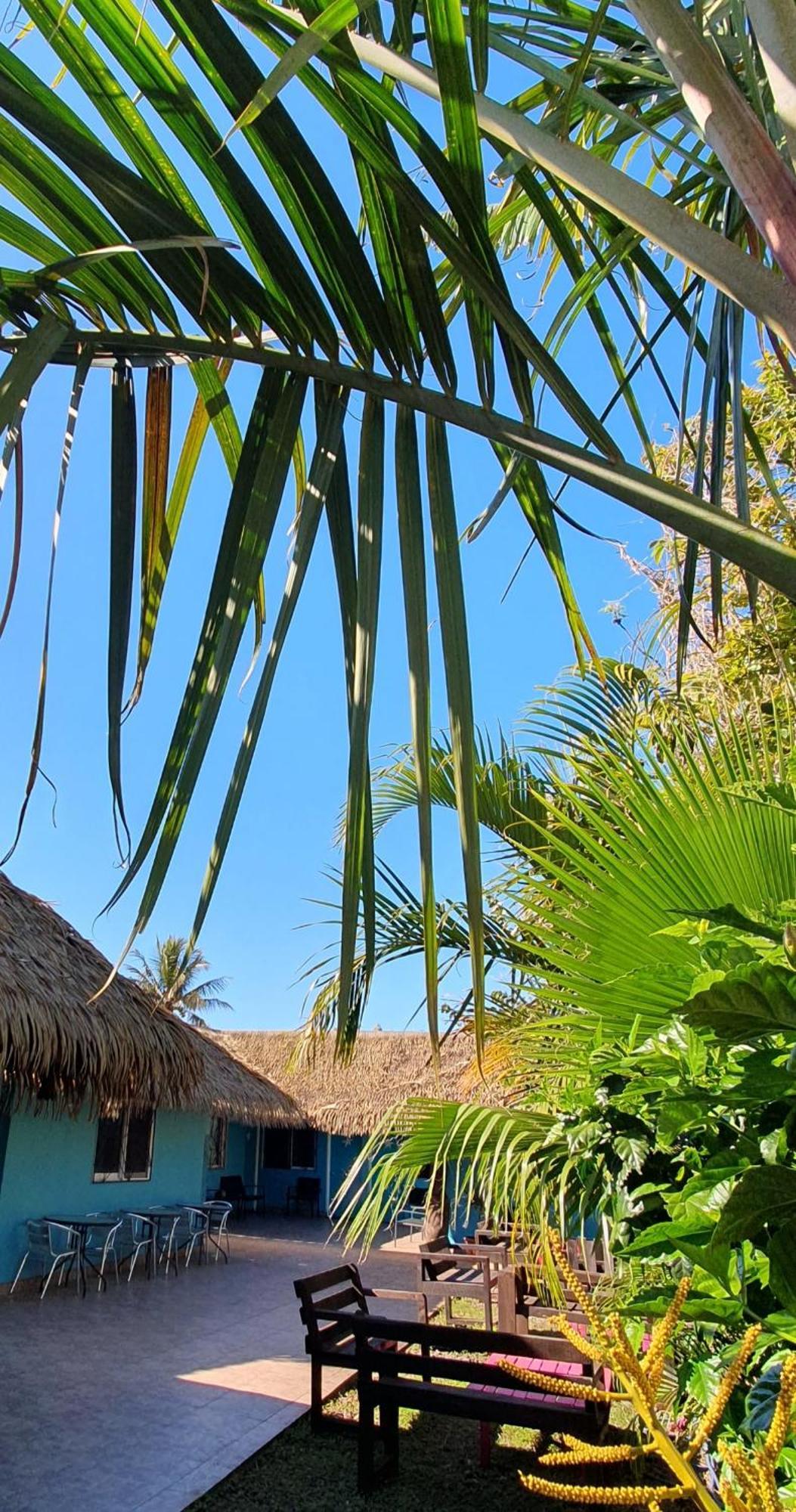 Hotel Chez Hiva  à Hanga Roa Extérieur photo